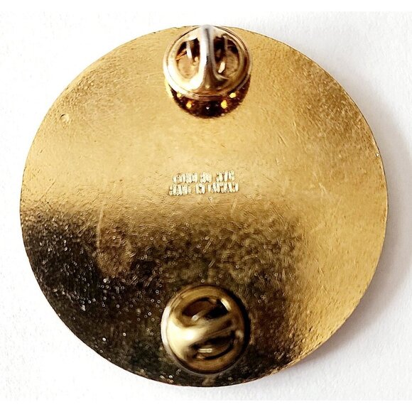 1983 Clinton Maine Lions Club 30 Years Pin We Serve Enamel Filled Fraternal F6E - Picture 2 of 2